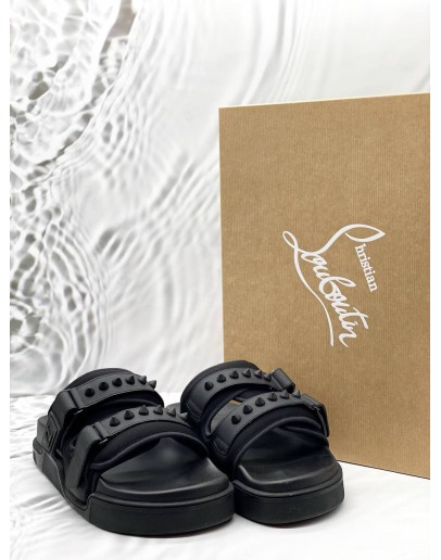 (LIKE NEW) CHRISTIAN LOUBOUTIN DADDY POOL SPIKED SANDALS SIZE 41 IN BLACK LEATHER