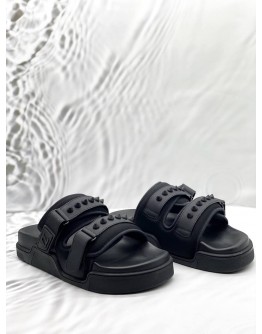 (LIKE NEW) CHRISTIAN LOUBOUTIN DADDY POOL SPIKED SANDALS SIZE 41 IN BLACK LEATHER
