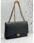 CHANEL CLASSIC MAXI DOUBLE FLAP SHOULDER BAG IN BLACK CAVIAR LEATHER