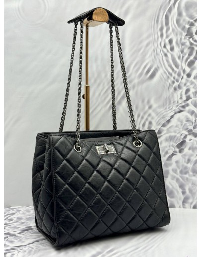 CHANEL REISSUE TOTE BAG IN BLACK AGED CALFSKIN LEATHER