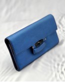 (CLEAR STOCK) GUCCI BAMBOO WALLET IN METALLIC BLUE LEATHER