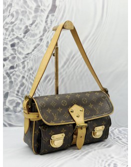 LOUIS VUITTON HUDSON PM SHOULDER BAG IN BROWN MONOGRAM CANVAS