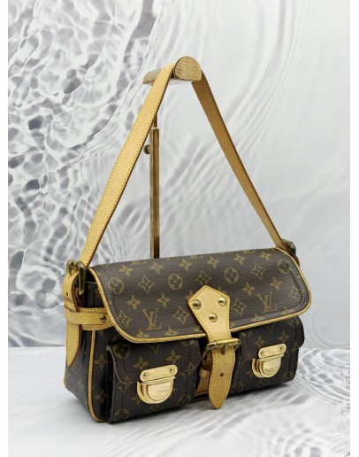 LOUIS VUITTON HUDSON PM SHOULDER BAG IN BROWN MONOGRAM CANVAS