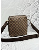 LOUIS VUITTON TROTTEUR BEAUBOURG MESSENGER BAG IN BROWN DAMIER EBENE CANVAS