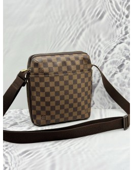 LOUIS VUITTON TROTTEUR BEAUBOURG MESSENGER BAG IN BROWN DAMIER EBENE CANVAS