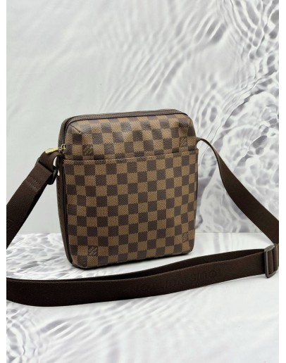 LOUIS VUITTON TROTTEUR BEAUBOURG MESSENGER BAG IN BROWN DAMIER EBENE CANVAS