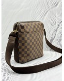 LOUIS VUITTON TROTTEUR BEAUBOURG MESSENGER BAG IN BROWN DAMIER EBENE CANVAS