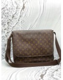 LOUIS VUITTON BEAUBOURG MM MESSENGER BAG IN BROWN MONOGRAM CANVAS 