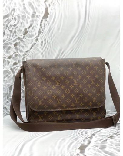 LOUIS VUITTON BEAUBOURG MM MESSENGER BAG IN BROWN MONOGRAM CANVAS 
