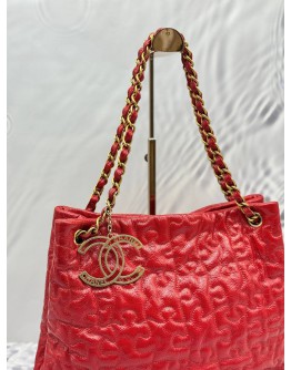 CHANEL PUZZLE TOTE BAG IN BRIGHT RED PATENT LEATHER