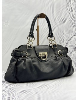 SALVATORE FERRAGAMO GANCINI SHOULDER BAG IN BLACK LEATHER