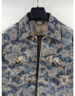(LIKE NEW) LOUIS VUITTON FOGGY MONOGRAM DENIM TRUCKER JACKET SIZE 46