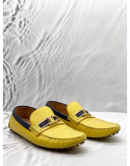 LOUIS VUITTON LOAFERS SIZE 8 IN YELLOW WITH BLUE LEATHER  