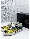 VERSACE LOW TOP SNEAKERS SIZE 40 IN MULTICOLOR BAROQUE PRINTED CANVAS WITH GREEN SUEDE LEATHER