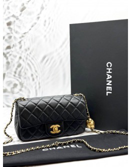 (LIKE NEW) MICROCHIP CHANEL PEARL CRUSH MINI FLAP BAG IN BLACK LAMBSKIN LEATHER -FULL SET-