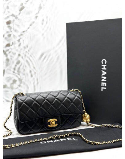 (LIKE NEW) MICROCHIP CHANEL PEARL CRUSH MINI FLAP BAG IN BLACK LAMBSKIN LEATHER -FULL SET-