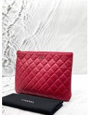CHANEL O CASE CLUTCH IN RED LAMBSKIN LEATHER -FULL SET-