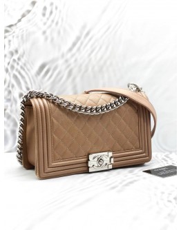 CHANEL BOY MEDIUM SHOULDER BAG IN BROWN CALFSKIN LEATHER