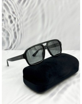 (UNUSED) GUCCI SUNGLASSES IN BLACK