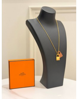 (PROMO) (LIKE NEW) HERMES O’KELLY NECKLACE IN GOLD PLATED WITH BROWN LEATHER -FULL SET-