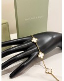 (UNUSED) 2020 VCA VAN CLEEF & ARPELS VINTAGE ALHAMBRA 5 MOTIFS BRACELET IN 18K 750 YELLOW GOLD WITH MOTHER OF PEARL -FULL SET-