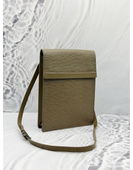LOUIS VUITTON RAMATUELLE CROSSBODY BAG IN OLIVE GREEN EPI LEATHER  