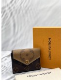 (LIKE NEW) LOUIS VUITTON ZOE WALLET IN BROWN MONOGRAM REVERSE GIANT CANVAS -FULL SET-