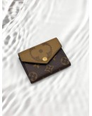 (LIKE NEW) LOUIS VUITTON ZOE WALLET IN BROWN MONOGRAM REVERSE GIANT CANVAS -FULL SET-