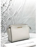 MICHAEL KORS SELMA MEDIUM CROSSBODY BAG IN WHITE LEATHER 