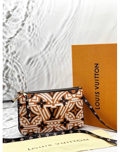 (LIKE NEW) LOUIS VUITTON CRAFTY POCHETTE DOUBLE ZIP IN MULTICOLOR MONOGRAM GIANT CANVAS -FULL SET-