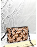 (LIKE NEW) LOUIS VUITTON CRAFTY POCHETTE DOUBLE ZIP IN MULTICOLOR MONOGRAM GIANT CANVAS -FULL SET-