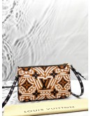 (LIKE NEW) LOUIS VUITTON CRAFTY POCHETTE DOUBLE ZIP IN MULTICOLOR MONOGRAM GIANT CANVAS -FULL SET-