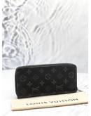 LOUIS VUITTON ZIPPY WALLET IN BLACK MONOGRAM ECLIPSE CANVAS -FULL SET-