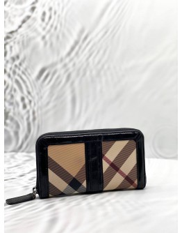 BURBERRY ZIP AROUND WALLET IN BEIGE NOVA CHECK CANVAS WITH BLACK LEATHER