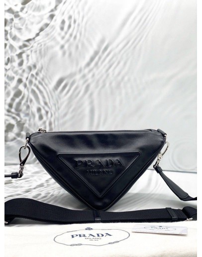PRADA TRIANGLE SHOULDER AND CROSSBODY BAG IN BLACK LEATHER 