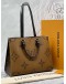 (LIKE NEW) MICROCHIP LOUIS VUITTON ON THE GO MM IN BROWN MONOGRAM REVERSE CANVAS WITH BLACK LEATHER -FULL SET- 