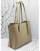 COACH MOLLIE TOTE BAG IN BEIGE EMBOSSED LEATHER 