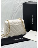 (LIKE NEW) MICROCHIP CHANEL ENVELOPE FLAP BAG IN WHITE LAMBSKIN LEATHER -FULL SET-