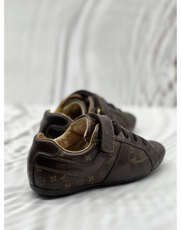 LOUIS VUITTON KIDS GLOBE TROTTER SNEAKERS SIZE 26 IN BROWN MONOGRAM CANVAS WITH LEATHER