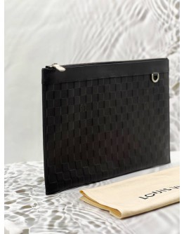 (LIKE NEW) LOUIS VUITTON DISCOVERY POCHETTE IN BLACK DAMIER INFINI LEATHER 