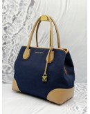MICHAEL KORS MERCER GALLERY TOTE BAG IN BLUE CANVAS WITH BROWN LEATHER 
