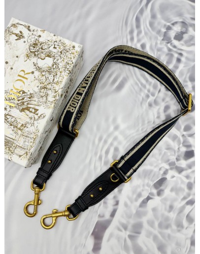 (UNUSED) 2026 CHRISTIAN DIOR ADJUSTABLE STRAP WITH RING IN BLUE CHRISTIAN DIOR PARIS EMBROIDERY
