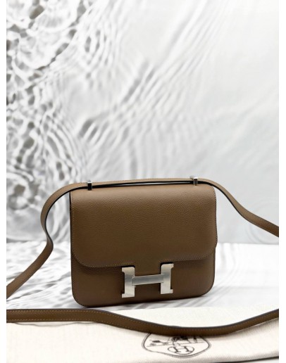 (LIKE NEW) 2016 HERMES CONSTANCE 18 CROSSBODY BAG IN FAUVE EPSOM LEATHER 