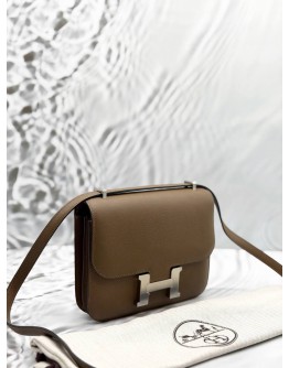 (LIKE NEW) 2016 HERMES CONSTANCE 18 CROSSBODY BAG IN FAUVE EPSOM LEATHER 