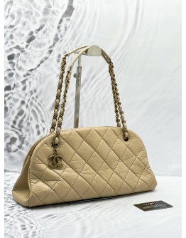 CHANEL SMALL MADEMOISELLE SHOULDER BAG IN BEIGE AGED CALFSKIN LEATHER
