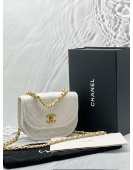 (RAYA PROMO) (LIKE NEW) MICROCHIP CHANEL SMALL FLAP BAG IN WHITE CALFSKIN LEATHER -FULL SET-