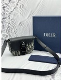 2026 CHRISTIAN DIOR MINI SADDLE MESSENGER BAG WITH FLAP IN BEIGE AND BLACK DIOR OBLIQUE JACQUARD WITH BLACK GRAINED CALFSKIN LEATHER -FULL SET-