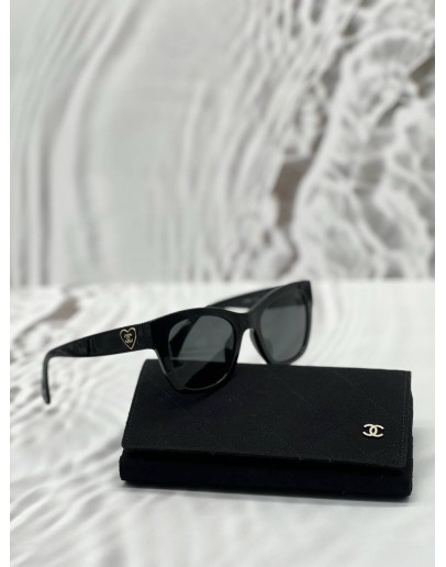 (RAYA PROMO) (LIKE NEW) CHANEL CC HEART SQUARE SUNGLASSES IN BLACK