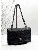 CHANEL MEDIUM CLASSIC DOUBLE FLAP BAG IN BLACK CAVIAR LEATHER