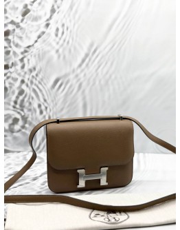 (LIKE NEW) 2020 HERMES CONSTANCE 18 CROSSBODY BAG IN FAUVE EPSOM LEATHER 